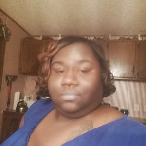 Meet your Posher, Edwina